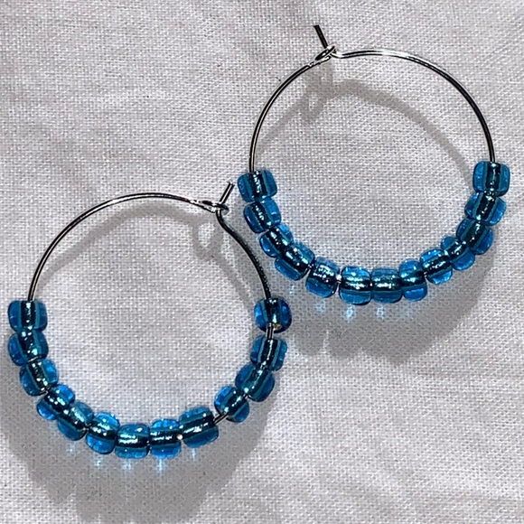 Beaded Hoop Earrings
25mm stainless steel - Picture 15 of 16